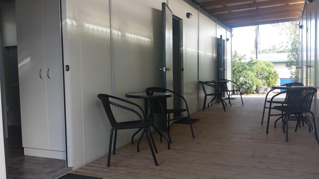 Bushchooks Travellers Village Bororen Quarto foto